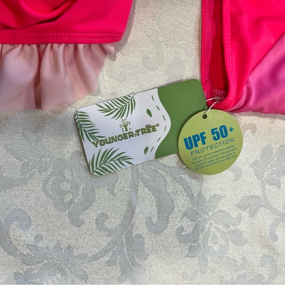 Girls two piece swimsuit - Picture 3 of 5